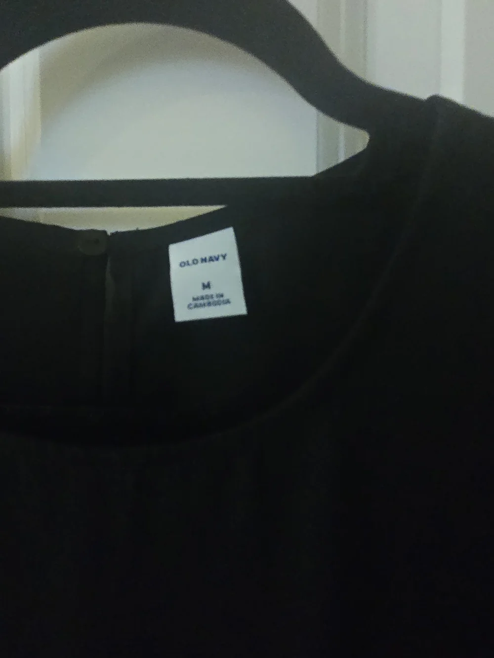 Old Navy Black Long-Sleeve Shift Dress - Picture 2 of 4